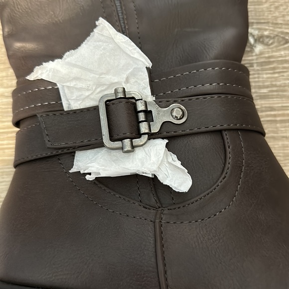 Women’s Grey / Brown Boots, Size 8, NWT - Picture 11 of 11